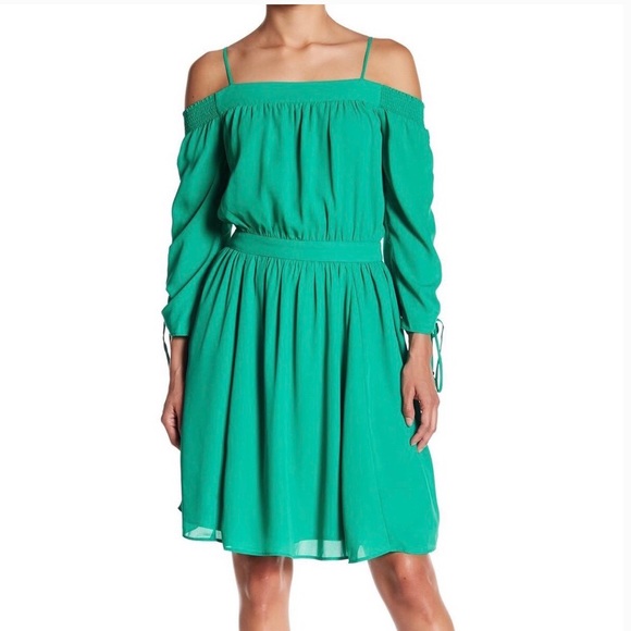 ADELYN RAE NORDSTROM Off Shoulder Midi Dress